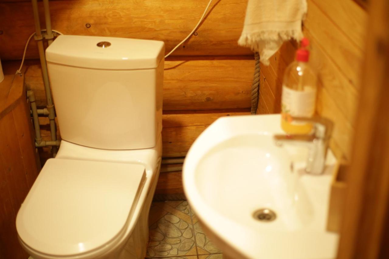 Pirts Maja Ramatas Villa Skulte  Exteriör bild