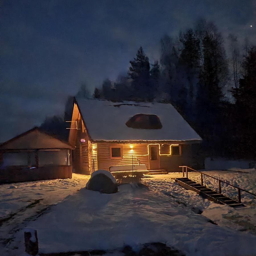 Pirts Maja Ramatas Villa Skulte  Exteriör bild